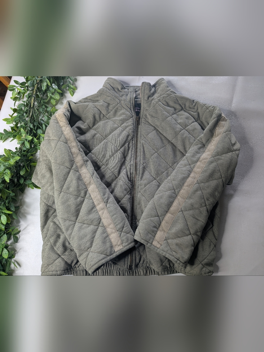 With The Girls By Avec Les Filles Quilted Green Jacket Size Medium - Picture 2 of 11